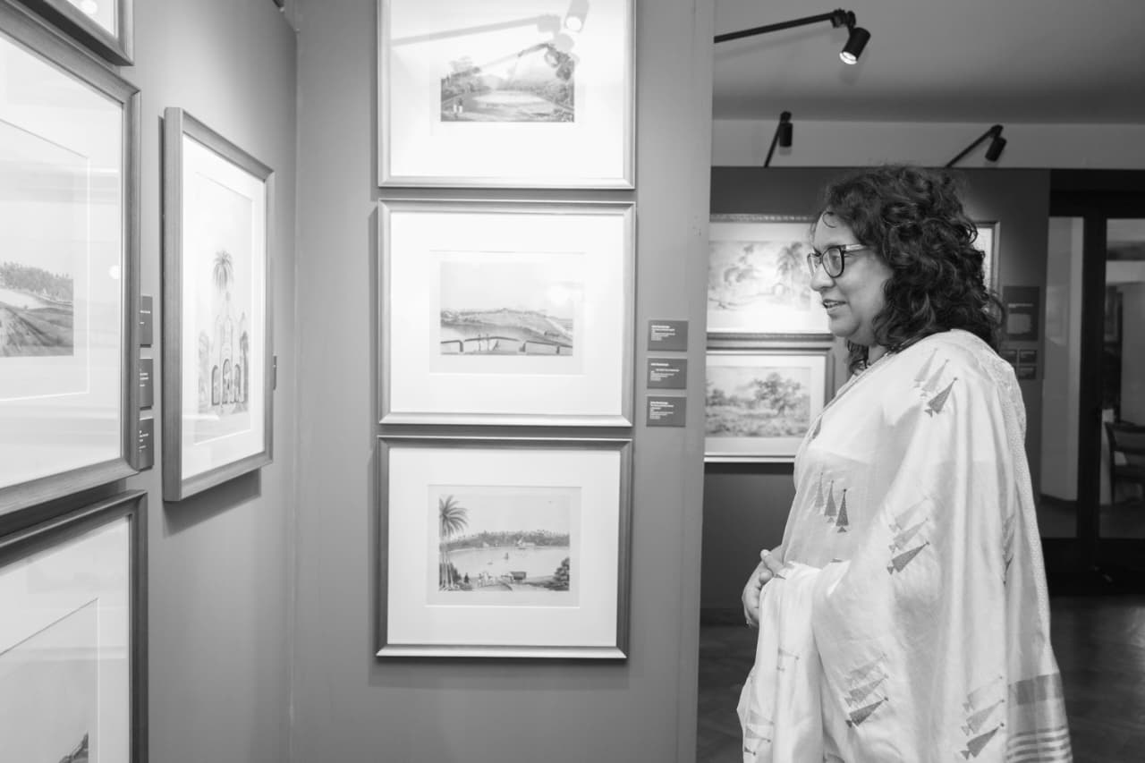 PM Attends Historic Art Exhibition at British High Commissioner's Residence