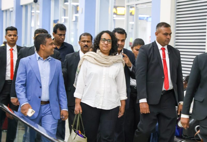 අගමැති හරිණී අමරසූරිය ගෝලීය খাद්य 체계 සම්මේලනය සඳහා භූතානයට ගමන් කරයි