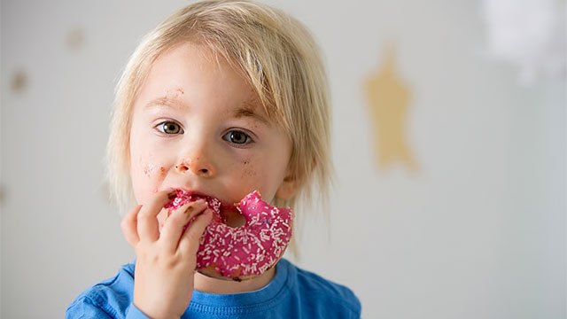 Early childhood sugar restriction may protect brain health in later life, study suggests
