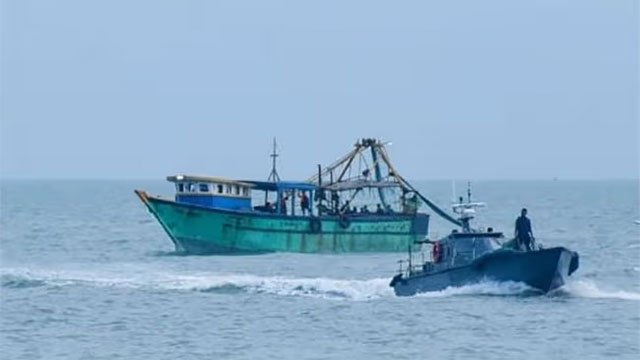 SLAF and Navy Launch Joint Rescue Operation for Distressed Fishing Vessel off Negombo