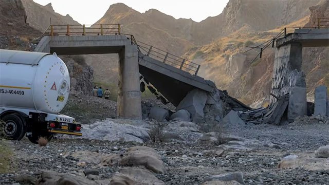 Iran Denies Trump's Claim of Request to Halt US Strikes