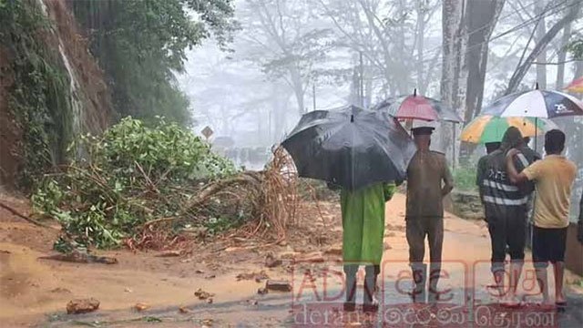Hatton-Colombo Road Closed After Landslides Block Major Route