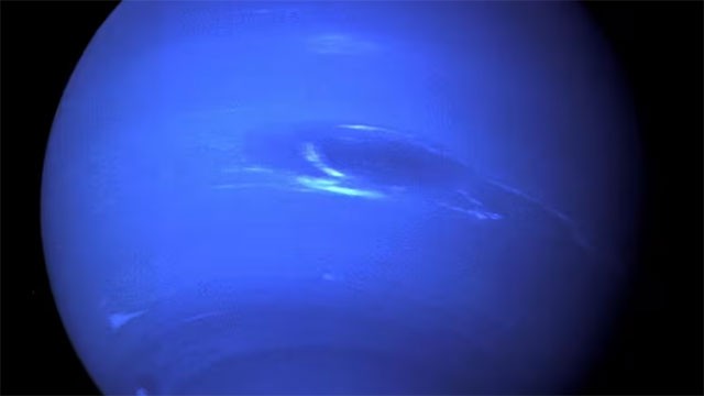 Webb Telescope Reveals Ancient Cosmic Collision Around Neptune