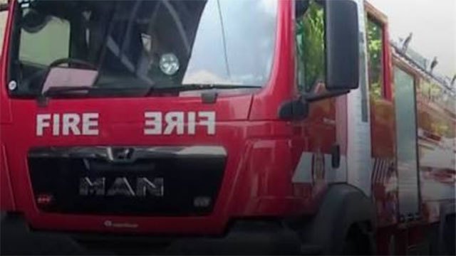 Fire erupts at Pettah commercial establishment
