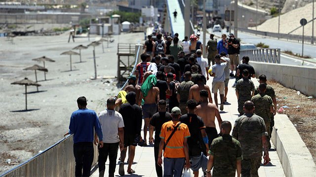 EU Backs Spain's Response to Ceuta Migrant Crisis Amid Internal Tensions