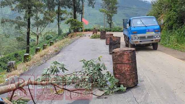 Hatton-Colombo Road Restricted After Heavy Rain Triggers Safety Concerns