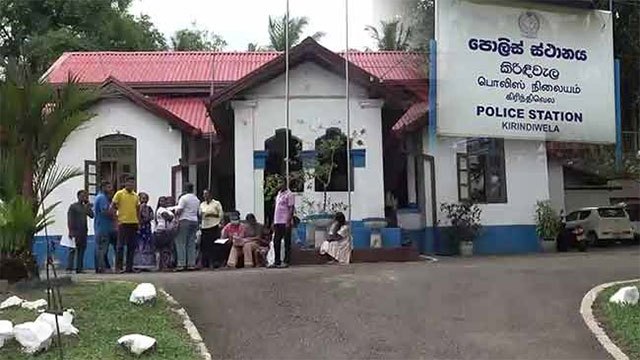 Parents lodge police complaint over delayed question papers at Grade 5 Scholarship Exam