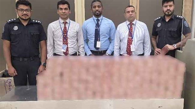 Woman arrested at BIA for attempting to smuggle cigarettes