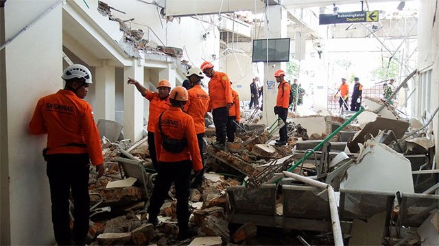Powerful earthquake kills at least 20 in Indonesia, triggers evacuations