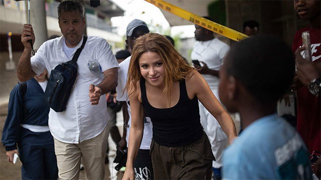 Shakira pledges $1 million to rebuild schools damaged in Colombian earthquake