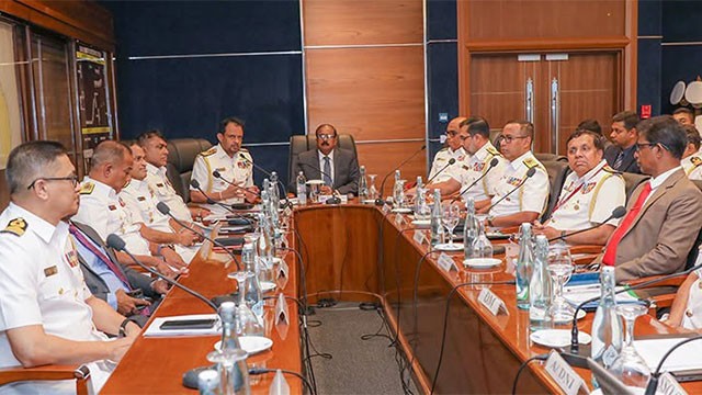 Deputy Defence Minister Reviews Navy's Maritime Security and Anti-Drug Operations