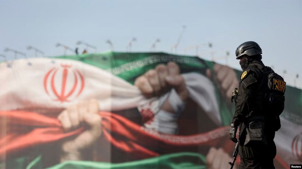 Iran Vows 'Devastating' Response as US Threatens Sweeping New Sanctions