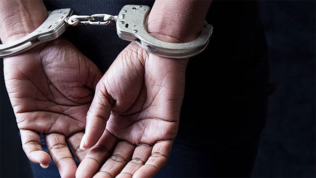 Woman Arrested with Large Cache of Illicit Liquor in Wennappuwa