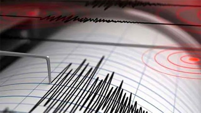 Magnitude 5.9 earthquake strikes near Tokyo, injuring dozens