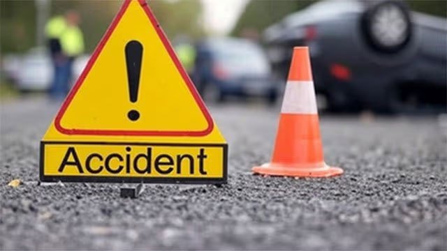Two Dead, Six Injured in Motorcycle Collision on Batticaloa Road