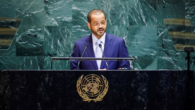 Oman Foreign Minister Set to Visit Tehran for Strait of Hormuz Discussions