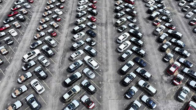 Trump Threatens 50% Tariffs on Vehicles and Auto Parts Starting 2027