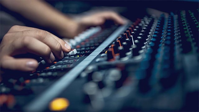 Australia bans AI-generated music from official charts