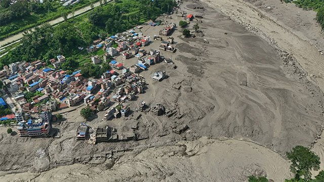 Death toll from Nepal-Tibet border floods climbs to 162