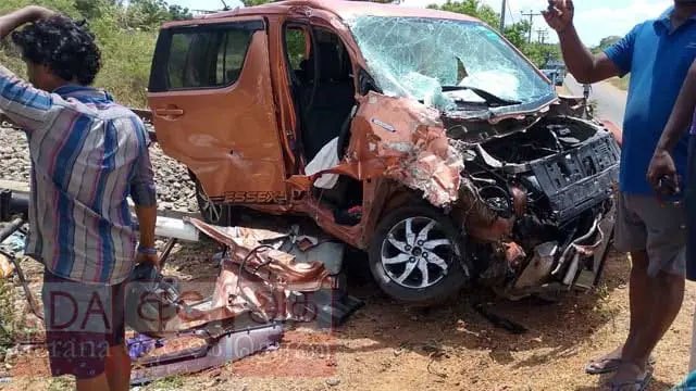 Teenager killed as train strikes car at ungated railway crossing in Kilinochchi