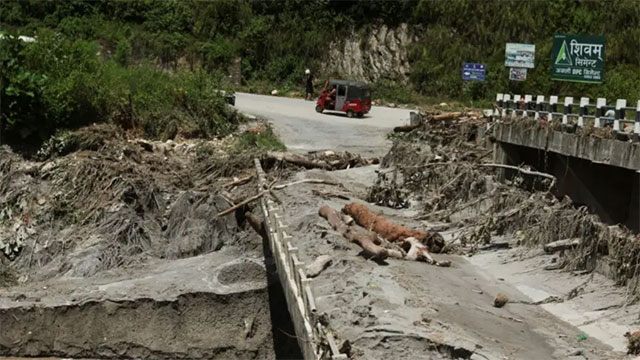 Nepal Flood Death Toll Climbs to 332 as Rescue Operations Continue
