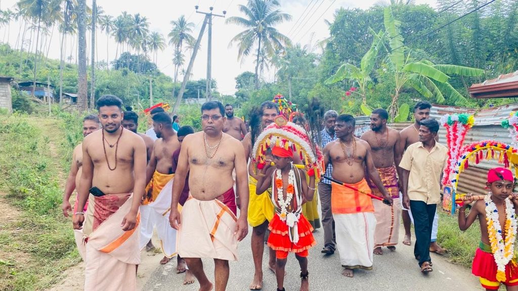 ঐতিহাসিক கண்டி கோயில் ঐতிহ்যবাহী ஊர்வலங்களுடன் বার்ষிக திருவிழாவைக் கொண்டாடுகிறது