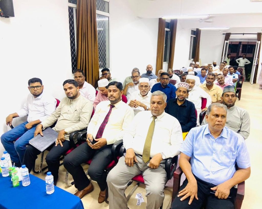 சிறிய பிரதேச சபைகளுக்கு வழங்கப்படும் நிதி அளவிலேயே அதிக மக்கள் தொகையை கொண்ட கல்முனைக்கும் நிதி வழங்கப்படுவது நடைமுறையில் உள்ள குறைபாடாகும் : கிழக்கு மாகாண உள்ளூராட்சி ஆணையாளர் ஏ.ரீ.எம்.றாபி