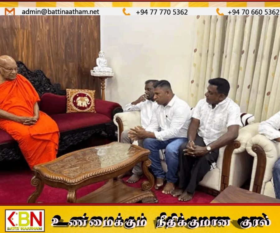 22வது அரசியலமைப்புத் திருத்தம் குறித்து மகாநாயக்க தேரருடன் கலந்துரையாடல்