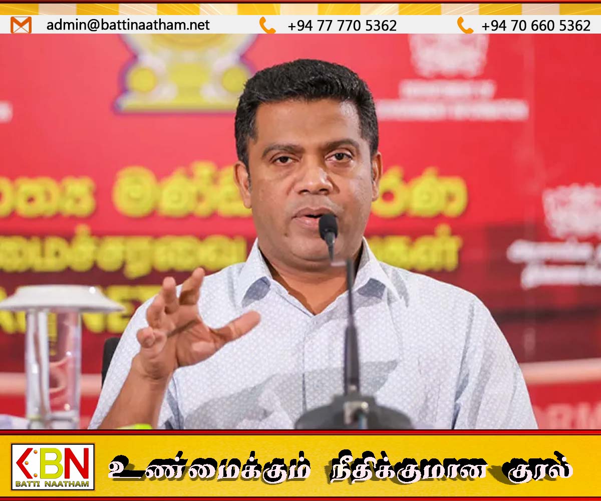 இலங்கை முல்லைத்தீவில் LTTE முகாம் அறிக்கைகளை நிராகரிக்கிறது