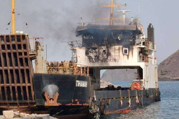 ஹூதி படைகள் யேமனின் முக்கா துறைமுகத்தில் புதிய ஏவுகணை தாக்குதல்களை நடத்தினர்