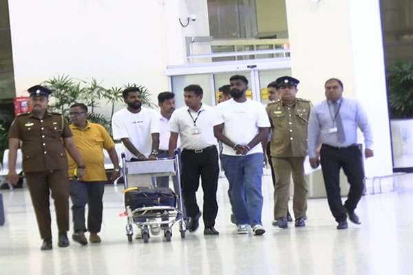 வட்டலாவில் ஜூலை சுடுவெடி சம்பவத்திற்காக இந்தியாவிலிருந்து இரண்டு சந்தேக நபர்கள் நாடுகடத்தப்பட்டனர்