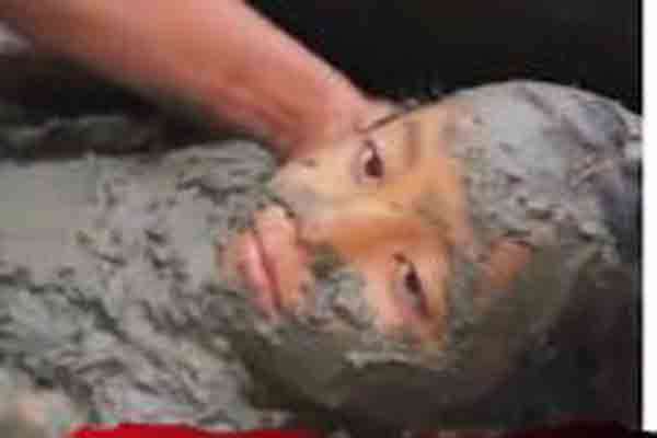 60 மணி நேரத்திற்குப் பின் உயிருடன் மீட்கப்பட்ட 5 வயது சிறுமி