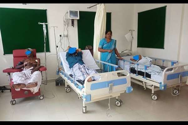 யாழ்ப்பாணம் கோயில் திருவிழாவில் பட்டாசு விபத்தினால் பலர் காயம்