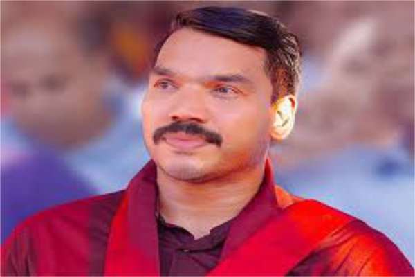 பாராளுமன்ற உறுப்பினர் நமல் राजपक्ष আর্থিক তদന்তির জন্য ஆஜ்ஞাপனம் பெற்றார்