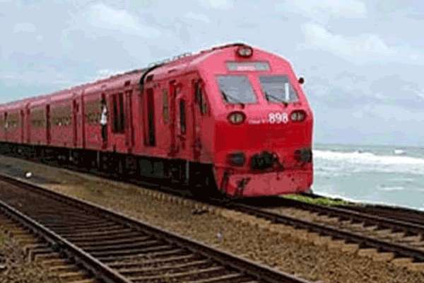 ஹிக்கடුவ மற்றும் மரதான இடையே ரயில் சேவை தொழில்நுட்ப சிக்கல்களால் பாதிக்கப்பட்டது