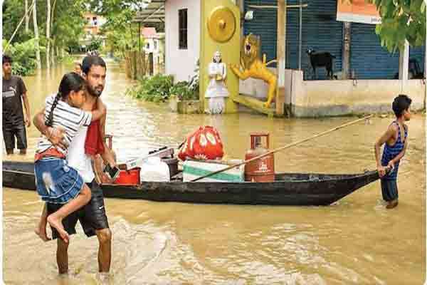 வெள்ளத்தால் ஏற்பட்ட இறப்பு எண்ணிக்கை 85 ஆக உயர்ந்துள்ளது