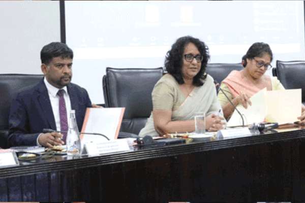 ஆசிரியர் பற்றாக்குறையை நிவர்த்திக்க கலந்துரையாடல்