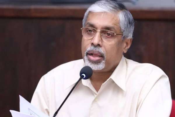 மத்திய மாகாண ஆளுநர் இராஜினாமா...