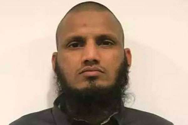 மাদک ネットवर्क தலைவர் கஞ்சிபாணி இம்ரான் மலேசியாவில் சகாவின் கைது காரணமாக தப்பியோடியுள்ளார்