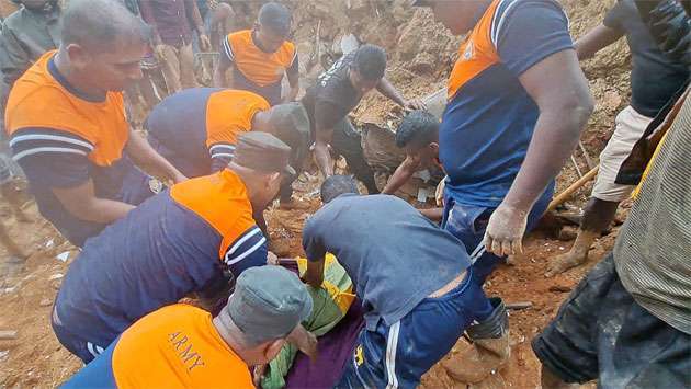 ஹாட்டனில் ஏற்பட்ட நிலச்சரிவு ஒருவரின் உயிரைப் பலிக்கொள்ளுகிறது, பலர் காணாமல் போகிறார்கள், 2,000 க்கும் மேற்பட்டவர்கள் பாதிக்கப்படுகிறார்கள்