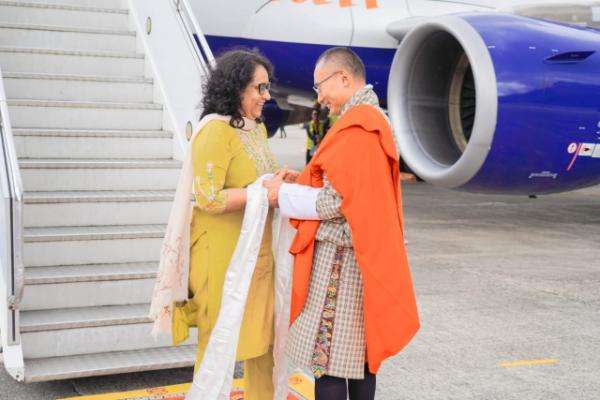 பிரதமர் கலாநிதி ஹரிணிக்கு பூட்டானில் அமோக வரவேற்பு