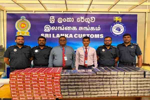 கொழும்பு விமানநிலையில் 46.5 மில்லியன் ரூபாய் மதிப்புள்ள கடத்தப்பட்ட சிகரெட்டுகளுடன் வணிகர் கைது
