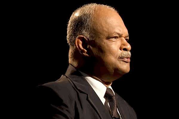 CID இயக்குனர் ஷணி அபேயசேகர 警察 副検査官로 승진