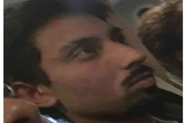 லண்டன் ரயிலில் பெண் பாலியல் வன்கொடுமைக்கு உள்ளாகினார்;경찰 சந்தேக நபரைத் தேடுகிறது