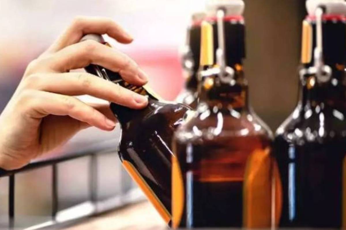 இலங்கையின் மதுபான பயன்பாடு 2025ல் நாட்டிற்கு 335 பில்லியன் ரூபாயை விட அதிகம் செலவாக்கியது