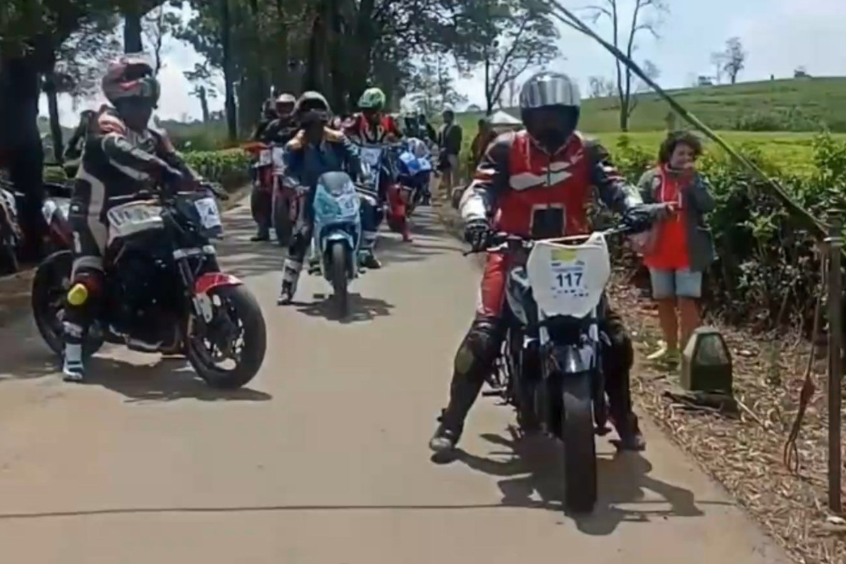 நுவර எළිය டைம் ট்രায়াল ইভেন্টில் இரண்டு மோட்டார்சைக்கிள் பந்தயக்காரர்கள் காயப்பட்டனர்