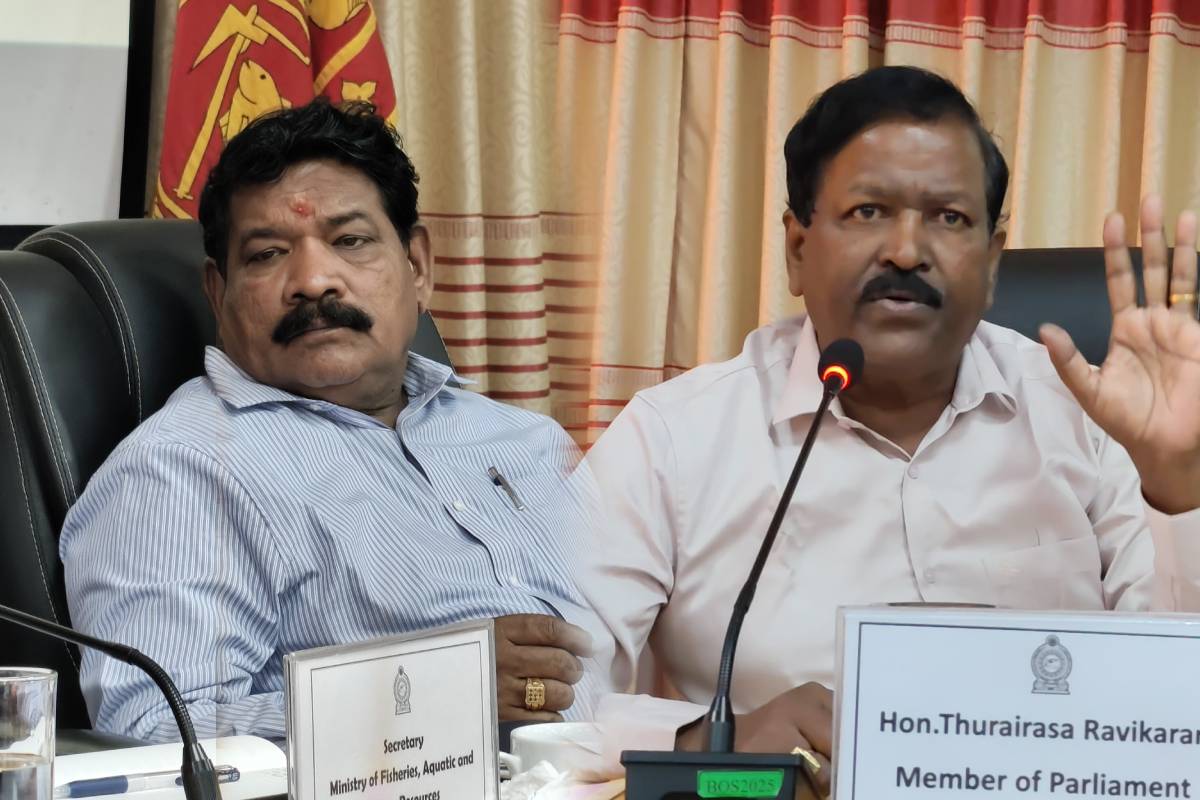 முல்லைத்తీவு நீர்ப்பகுதியில் சட்டவிரோத மீன்பிடிக்கு எதிரான நடவடிக்கைக்கு எம்பி வேண்டுகோள்