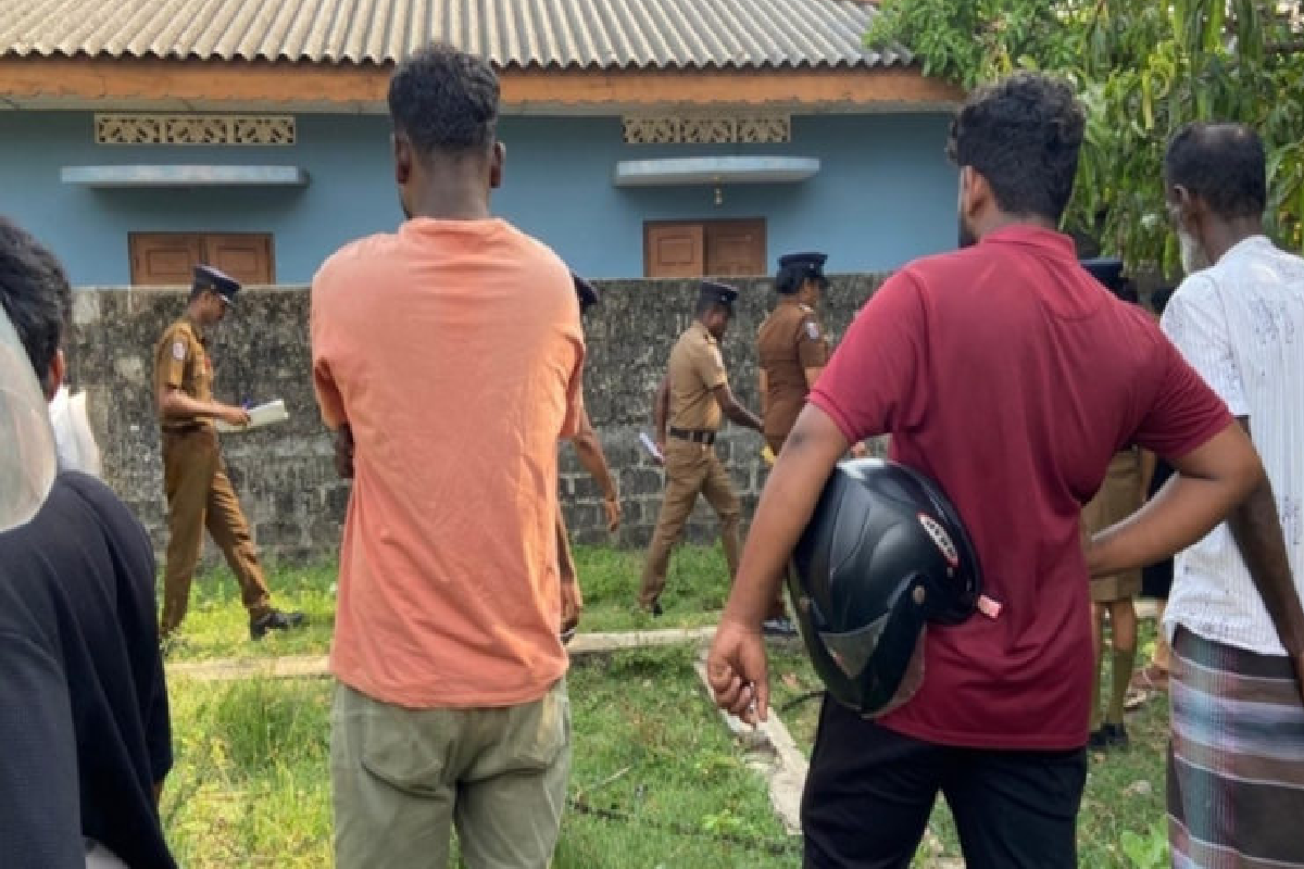 எஹெலியாகோட்டாவில் அதிகாலையில் கத்தியால் குத்திக் கொல்லப்பட்ட 17 வயது மாணவர்