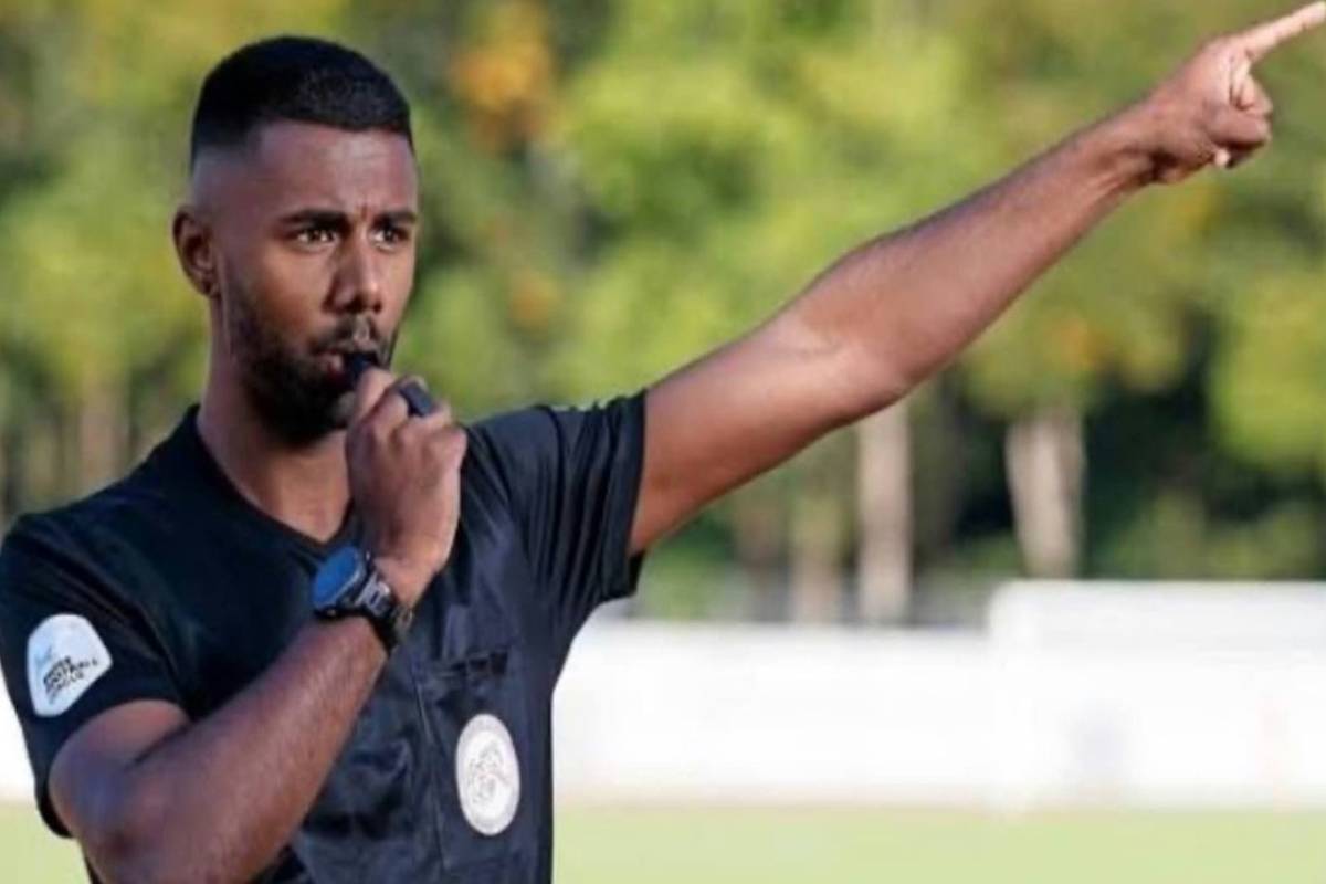 FIFA சர்வதேச நடுவராக பணியாற்றிய ஈழத்தமிழரான அனோஜன் கனகசிங்கம்