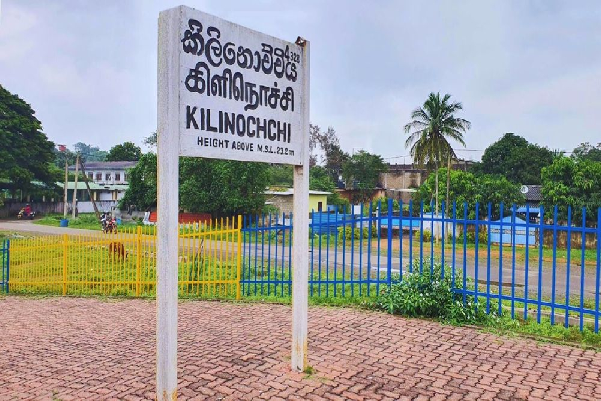 யாழ்ப்பாணத்தில் ரயில் சந்திப்பு விபத்தில் இளம் பெண் இறப்பு; பாதுகாப்பு கவலைகள் எழுந்துள்ளன